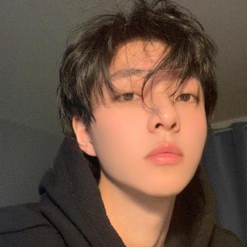 小众高级感的头像男大佬 3