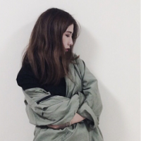 qq头像女生简约风 1