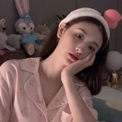 美女头像气质高雅的说说自信少妇的心情说说