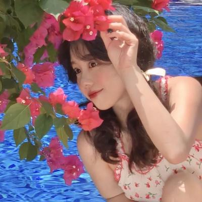 夏日女生头像唯美 8