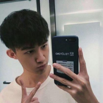男生头像真人无水印 2