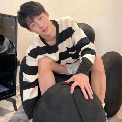 男头像阳光真实 2