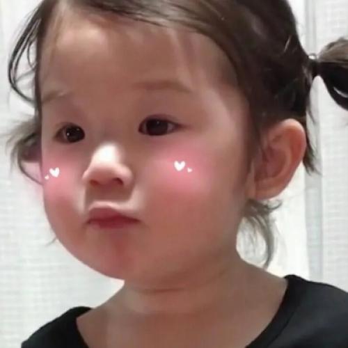 又憨又可爱的头像小孩子 2