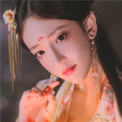 红色头像图片 3