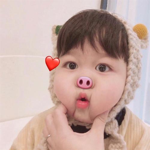 情侣头像大人牵小孩的 4
