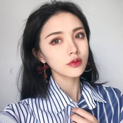 蓝色系的头像图片女生 3