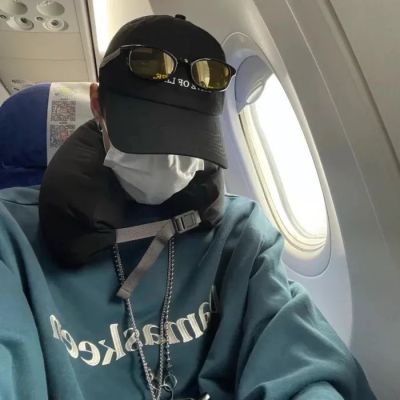 qq头像男生真人帅气 1