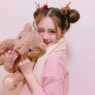qq头像粉色女生 2