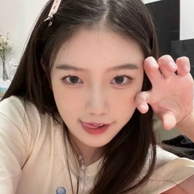 ins风极简线条头像 2