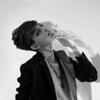 头像男生抽烟伤感图片大全 7