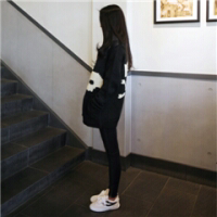 头像女图片伤感模糊背影 1