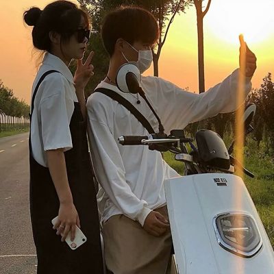 2023年微信头像最新版唯美情侣 3