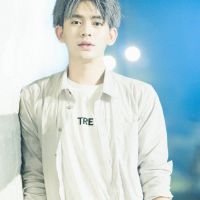 头像ins高级质感男玫瑰 2