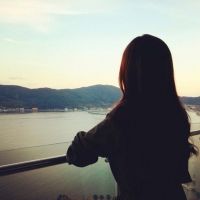 阳光海边女生头像 7