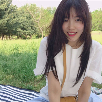 绿色森系头像女生 4
