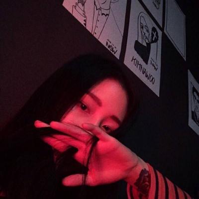 红色个性头像 9