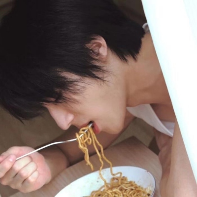 高级简约头像男 8