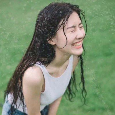 好看的头像真人遮脸女 1