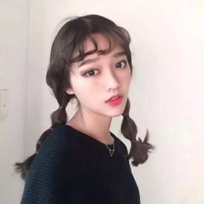 头像风景女中老年 2