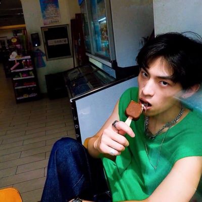 非主流男生头像霸气 1