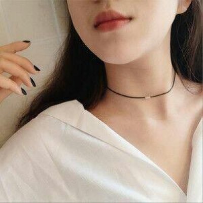 女生头像锁骨高级质感