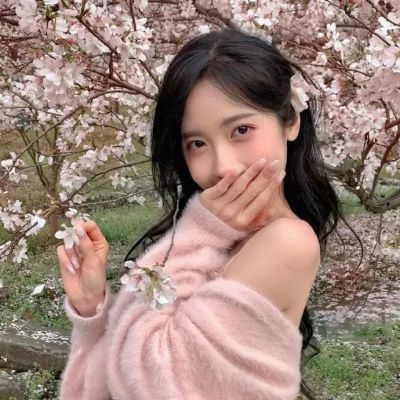真人头像女挡脸图片 7
