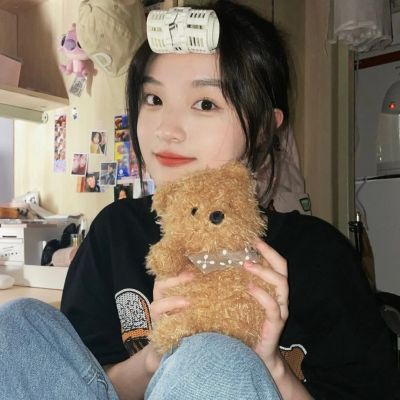 女生头像简单干净 7