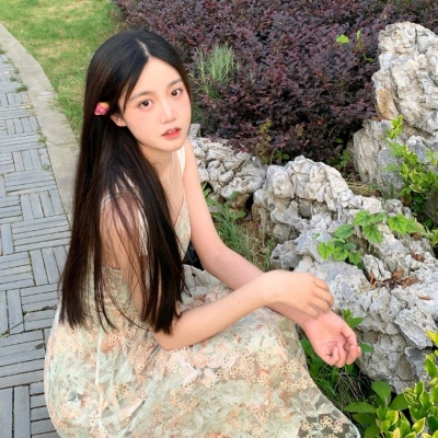 高级女头像ins风