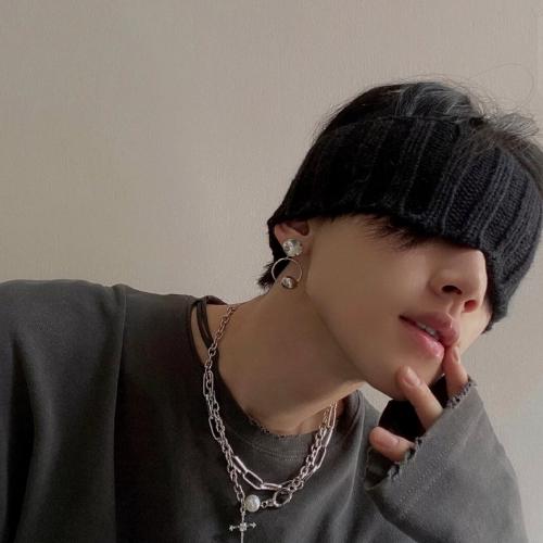 男简约头像 3