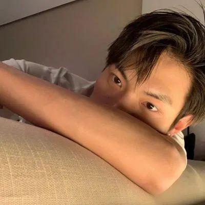 可爱头像男真人 7