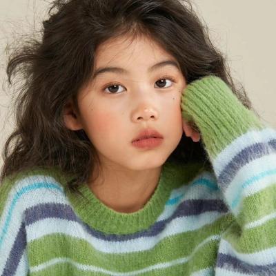 绿色森系头像女生 1