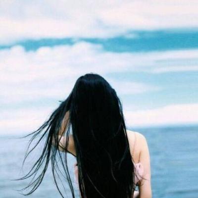 海边背影微信头像女