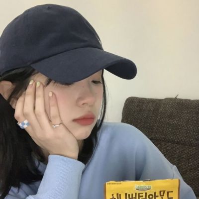 乐观网名伤感图片女生