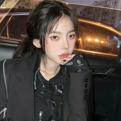 头像女高冷霸气图片学生党 2