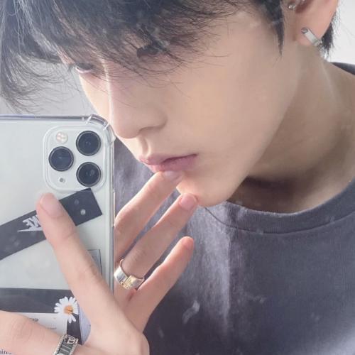 阳光清纯帅气男生头像 6