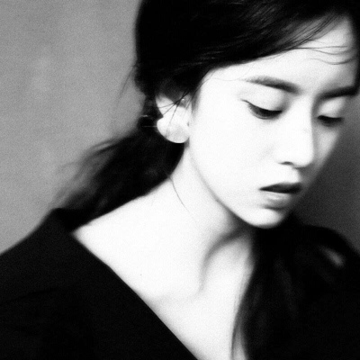 小女人头像图片伤感 2