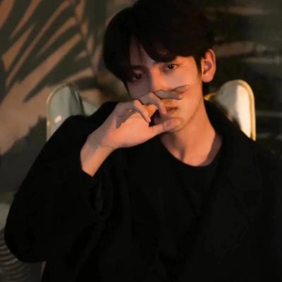 高颜值男生头像真人 5