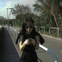 暖色调的治愈系头像女