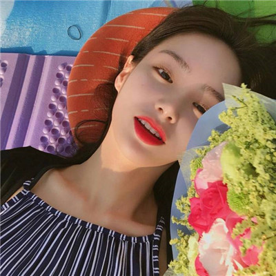 单人头像女 8