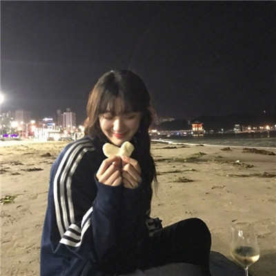 少女心爆棚的头像 9