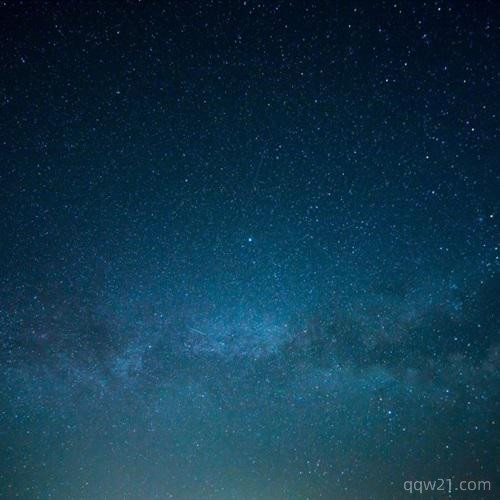 梦幻冰紫色星空头像 5