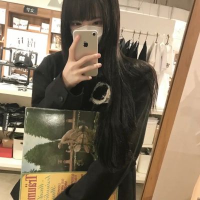 女生头像锁骨高级质感 4