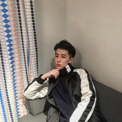 男生帅气头像大全微信 1
