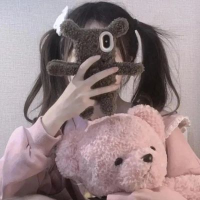 头像简单干净白底 3