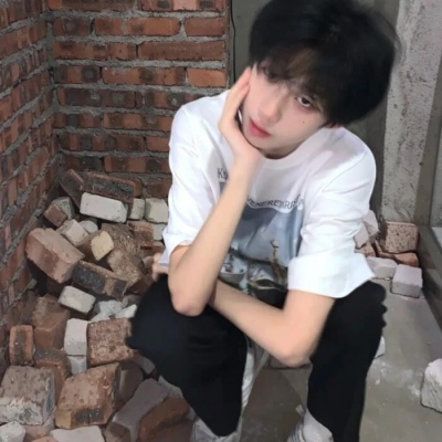气质头像男生简单气质 7