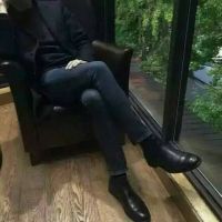 又野性又撩人的头像男 10