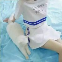 部位女头像锁骨露肩