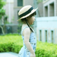 绿色女生头像 9