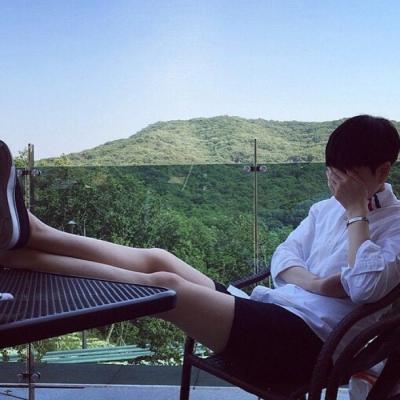 超级简约头像白色 1