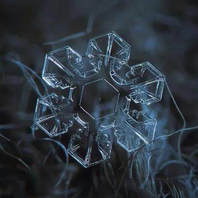 微信头像下面的一排小字怎么设置 1